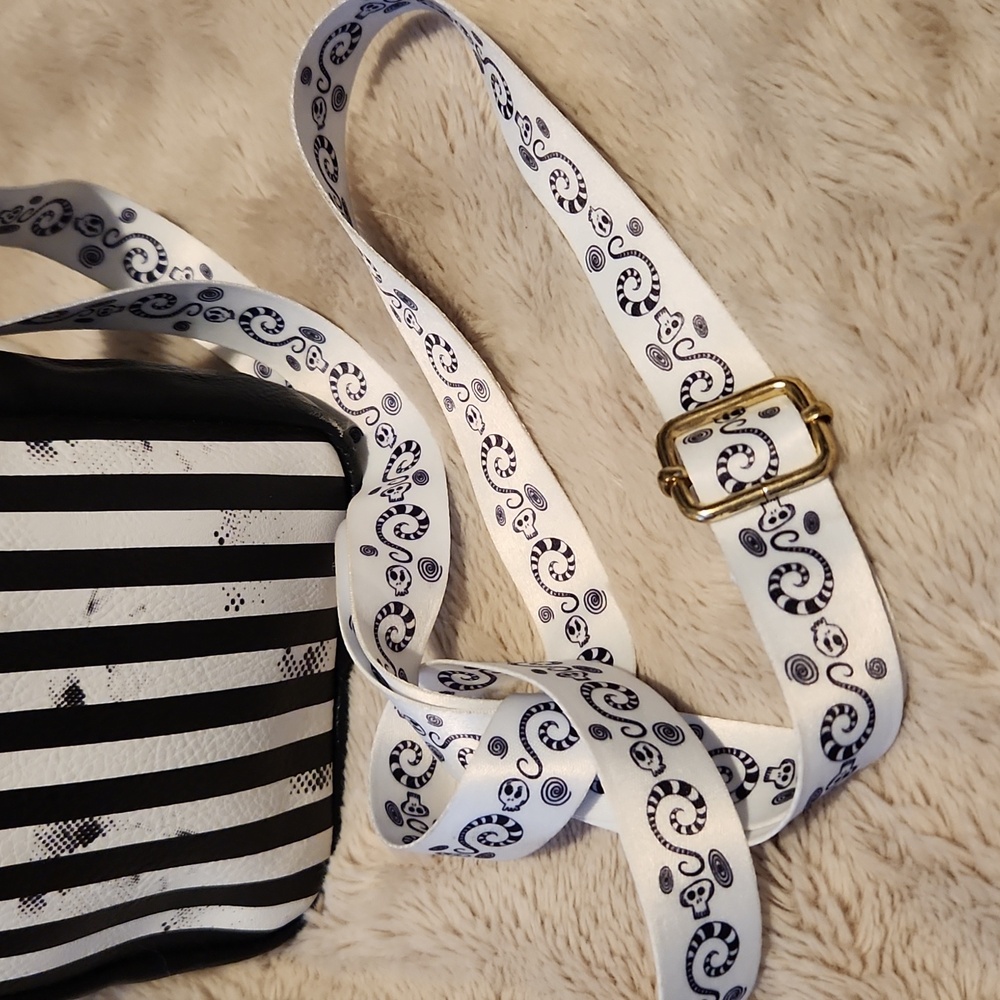 Buckle Down Beetlejuice Black & White Stripe Crossbody Bag - Picture 5 of 11